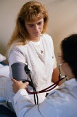 Doctors Slower to Prescribe High Blood Pressure Meds to Younger Patients